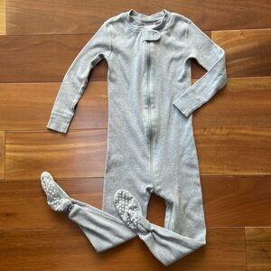Hanna Andersson Gray Zippy PJs 3T Unisex